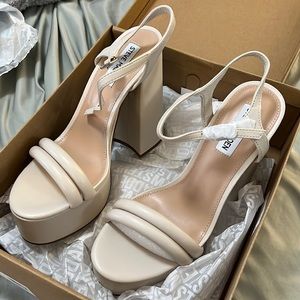 Steve Madden tille platform heel